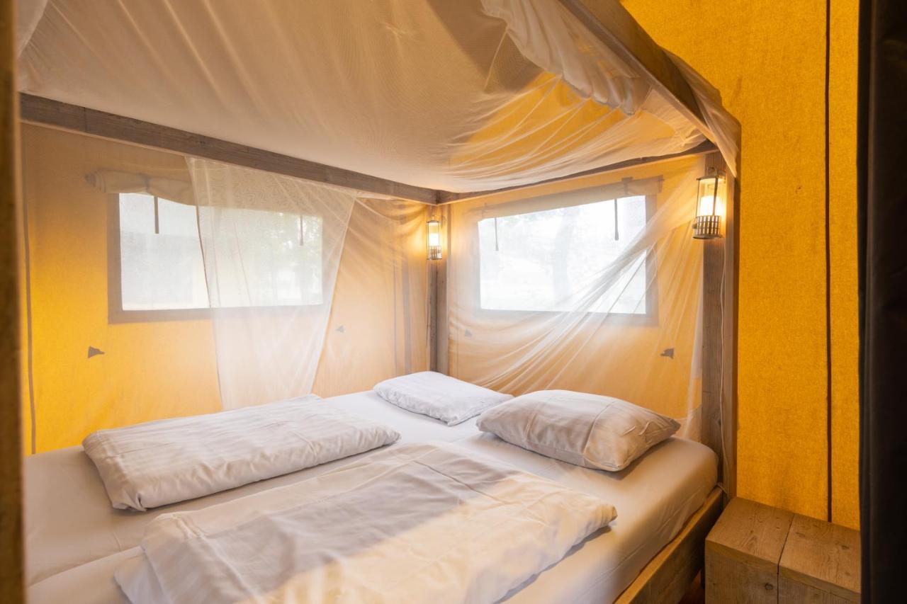 Glamping Lauwersmeer Vierhuizen Zimmer foto